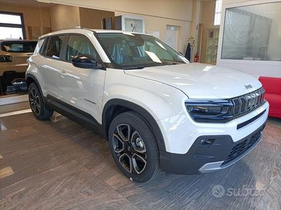 Nuova Jeep Avenger Summit 101 CV (74 kW) 2025 Bianco SUV