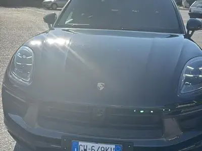 Usata Porsche Macan T 265 CV (194 kW) 2023 Nero SUV