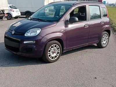 Usata Fiat Panda Classica 69 CV (50 kW) 2012 Viola Utilitaria