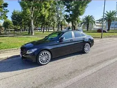 Usata Mercedes C180 116 CV (85 kW) 2015 Nero Berlina