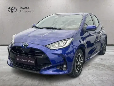 Usata Toyota Yaris Hybrid Trend 116 CV (85 kW) 2022 Blu Berlina