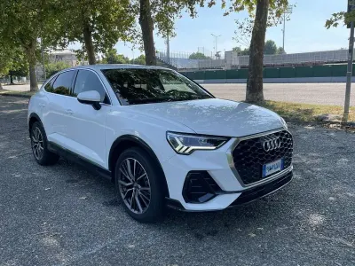 Usata Audi Q3 Sportback Business Plus 150 CV (110 kW) 2023 Bianco SUV