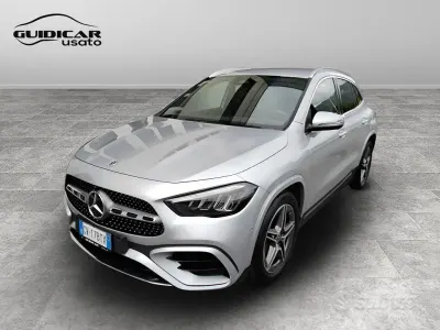 Usata Mercedes GLA180 Advanced Plus 116 CV (85 kW) 2024 Argento SUV