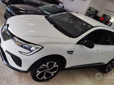 Usata Renault Arkana Techno 145 CV (106 kW) 2024 Bianco SUV