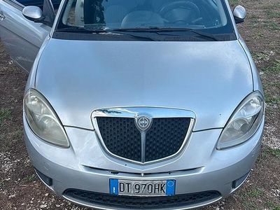Usata Lancia Ypsilon 60 CV (44 kW) 2008 Utilitaria