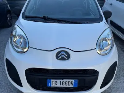 Usata Citroën C1 68 CV (50 kW) 2013 Bianco Utilitaria