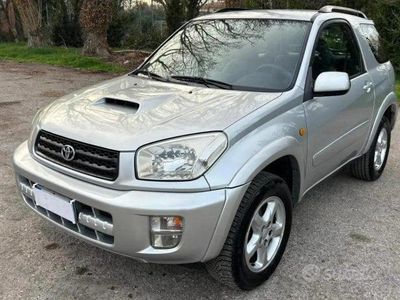 usata Toyota RAV4 anno 2003 perfetta molto bella