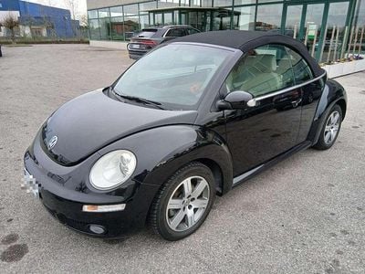 Usata VW New Beetle 105 CV (77 kW) 2005 Nero Utilitaria