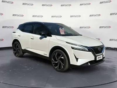 Usata Nissan Qashqai Tekna+ 190 CV (139 kW) 2023 Bianco SUV