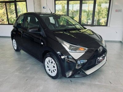 usata Toyota Aygo Connect 1.0 VVT-i 72 CV 5 porte X-Cool NEOPATENTATI