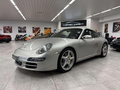 Usata Porsche 911 Carrera Sport 355 CV (261 kW) 2005 Argento metallizzato Coupé