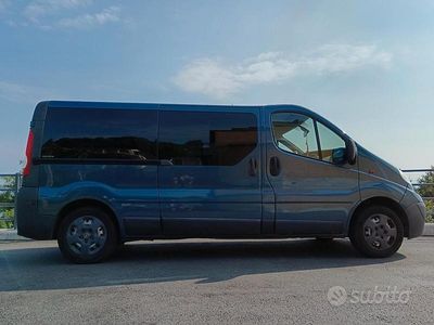 Usata 2010 Opel Vivaro Monovolume | 12.500 € (Molto cara)