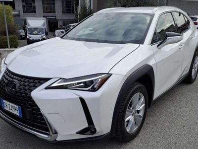 Lexus UX 250h
