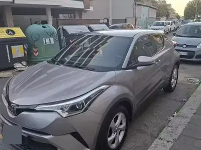 Occasion Toyota C-HR Style 116 ch (85 kW) 2017 Gris SUV