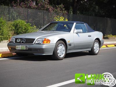 Begagnad Mercedes SL300 231 HK (169 kW) 1992 Silver Cab