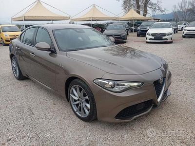 Usata Alfa Romeo Giulia Veloce 211 CV (155 kW) 2018 Marrone Berlina