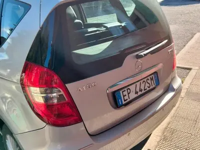 Usata Mercedes 190 SE 75 CV (55 kW) 2012 Grigio Berlina