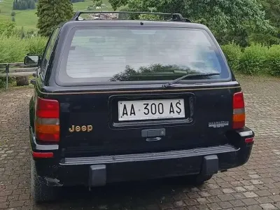 Usata Jeep Grand Cherokee Laredo 177 CV (130 kW) 1995 Nero SUV