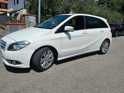 Usata Mercedes B180 2012 Bianco Utilitaria