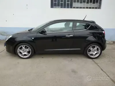 Usata Alfa Romeo MiTo 135 CV (99 kW) 2009 Nero Utilitaria