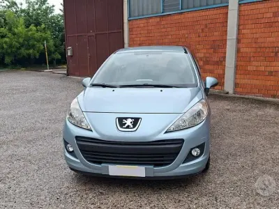 Usata Peugeot 207 Sport 73 CV (53 kW) 2011 Grigio Berlina