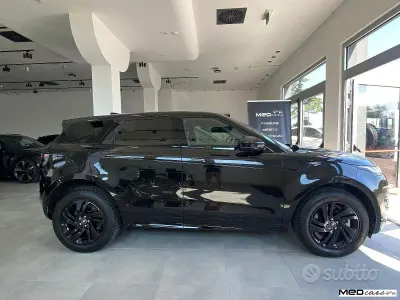 Usata Land Rover Range Rover evoque R-Dynamic 163 CV (119 kW) 2022 Nero SUV