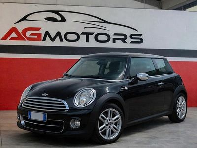 Usata Mini Cooper D 111 CV (81 kW) 2012 Nero Utilitaria