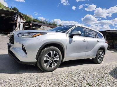 Second-hand Toyota Highlander Trend 190 CP (139 kW) 2022 SUV