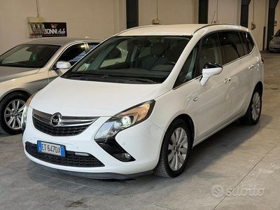 Usata Opel Zafira 150 CV (110 kW) 2013 Bianco Monovolume
