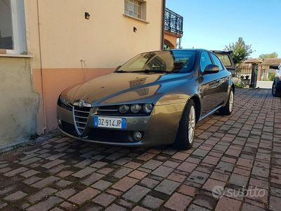 Alfa Romeo 159