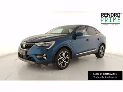 Usata Renault Arkana Techno 143 CV (105 kW) 2023 Blu marino SUV