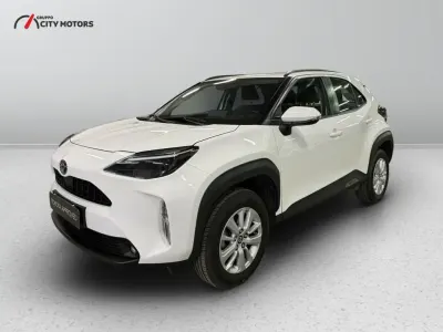 Usata Toyota Yaris Cross Active 116 CV (85 kW) 2022 Bianco SUV