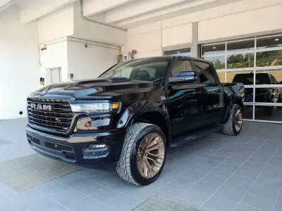 Nuova RAM 1500 394 CV (289 kW) 2026 Nero Pick-up