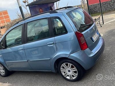 Usata Fiat Idea 70 CV (51 kW) 2005 Monovolume
