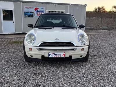 Usata Mini One D 88 CV (64 kW) 2006 Beige Utilitaria