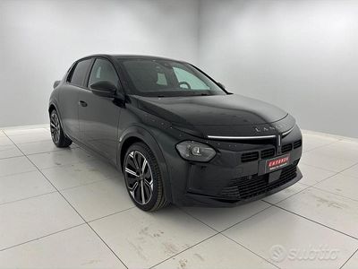 Usata Lancia Ypsilon 110 CV (80 kW) 2025 Nero Utilitaria