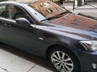 Usata Lexus IS220d Luxury Line 177 CV (130 kW) 2006 Berlina