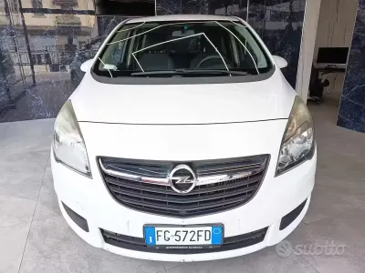 Usata Opel Meriva 120 CV (88 kW) 2016 Bianco Monovolume