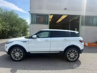Usata Land Rover Range Rover evoque Dynamic 150 CV (110 kW) 2012 Bianco SUV