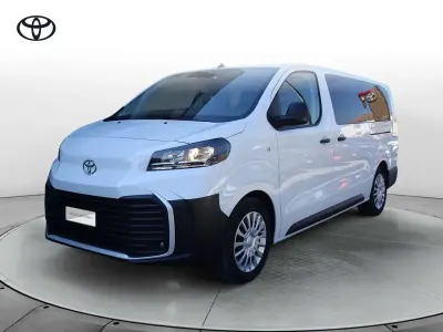 Usata Toyota Proace Lounge 144 CV (105 kW) 2025 Bianco Monovolume