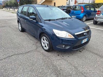 Usata Ford Focus 110 CV (80 kW) 2010 Blu Station wagon