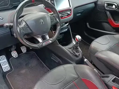 Usata Peugeot 208 GTi 200 CV (147 kW) 2013 Nero Utilitaria