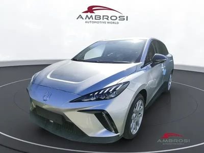 Nuova MG MG4 EV Luxury 150 kW (204 CV) 2025 Medal silver Utilitaria