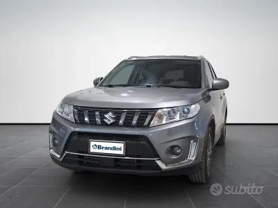 Usata Suzuki Vitara 112 CV (82 kW) 2018 Grigio SUV
