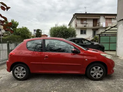 Usata Peugeot 206 60 CV (44 kW) 2009 Berlina