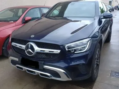 Usata Mercedes GLC200 Executive 197 CV (144 kW) 2022 Blu/azzurro SUV