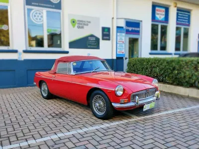 Usata MG B 96 CV (70 kW) 1963 Rosso Cabrio