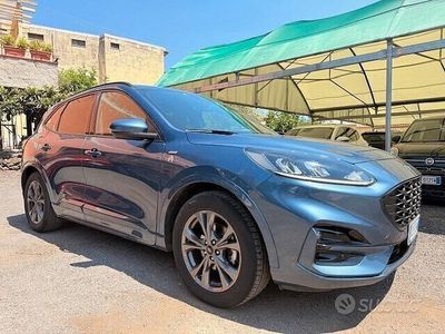 Usata Ford Kuga ST-Line 120 CV (88 kW) 2021 Blu SUV