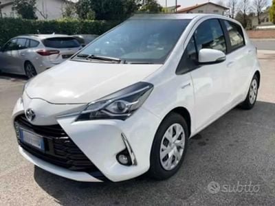 Usata Toyota Yaris Hybrid Business Edition 73 CV (53 kW) 2020 Other Berlina