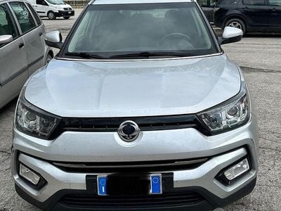 Usata SsangYong Tivoli 128 CV (94 kW) 2018 Grigio SUV